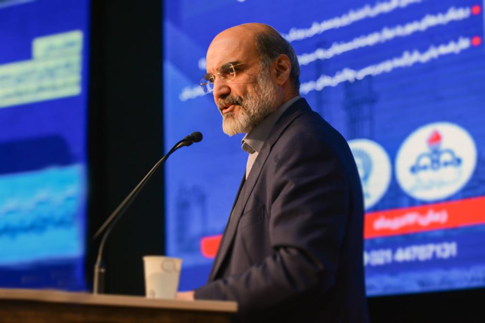 سامان‌دهی سرمایه‌های خرد در صنعت پتروشیمی/ ارز غیرمولد مردم را مولد خواهیم کرد